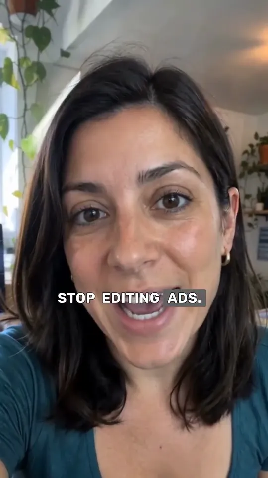 Video ad from the Creator Reviews a Software Product template, made with Sparkiz
